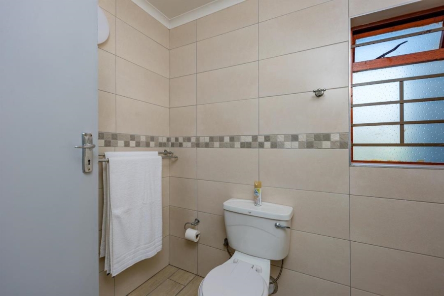3 Bedroom Property for Sale in Dormehls Drift Western Cape